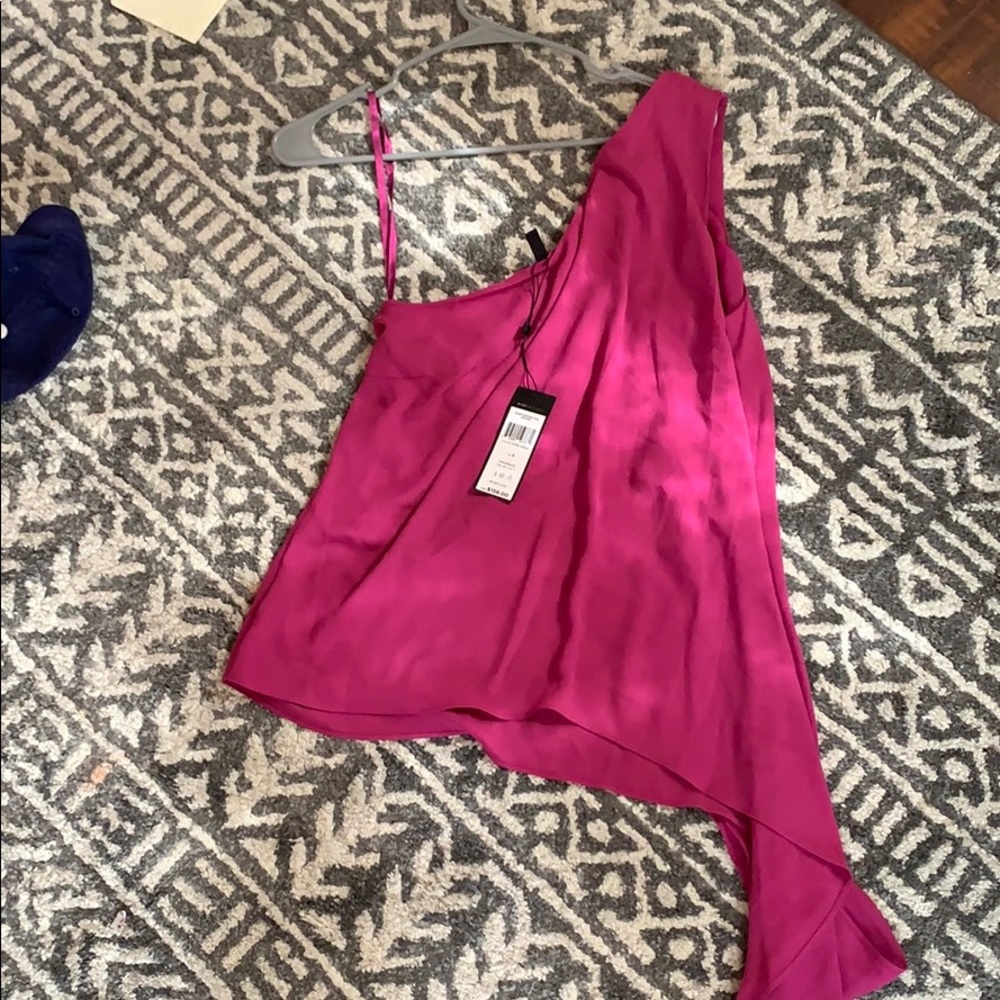 On sleeve blouse